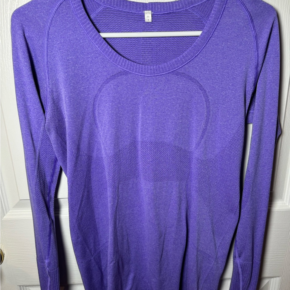 LULULEMON SWIFTLY TECH LONG SLEEVE CREW SIZE 8 PURPLE